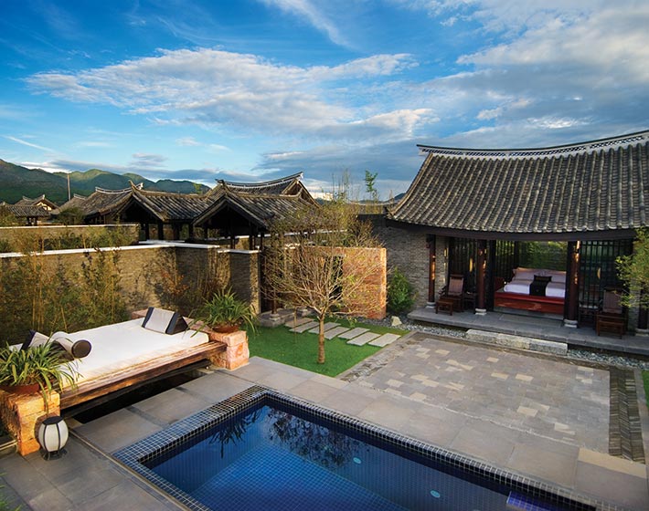 /fileadmin/user_upload/Journeys/Hotels/Banyan_Tree_Lijiang/4-jouneys-hotels-banyan-tree-lijiang-pool-villa.jpg